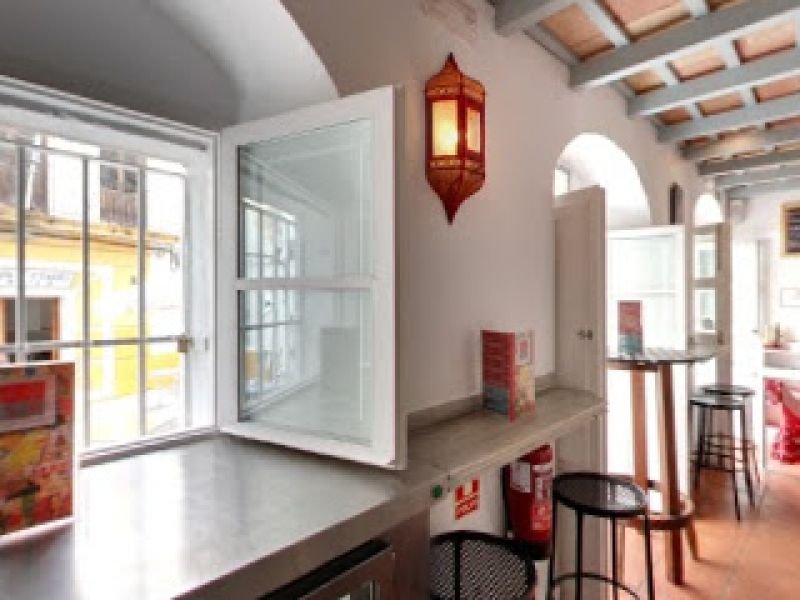 El Lola – Bar de Tapas y Flamenco