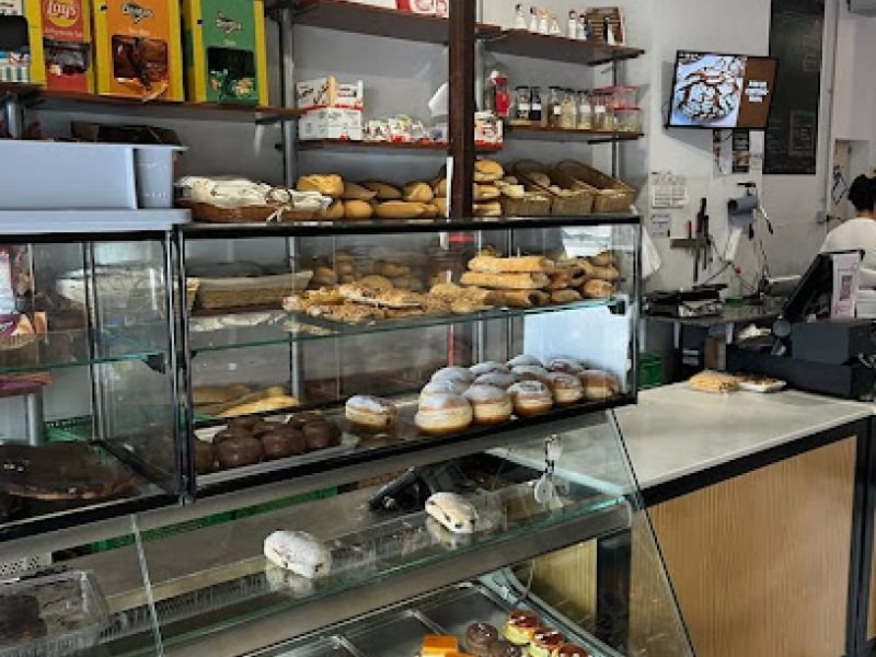 Panaderia & Pasteleria Paco