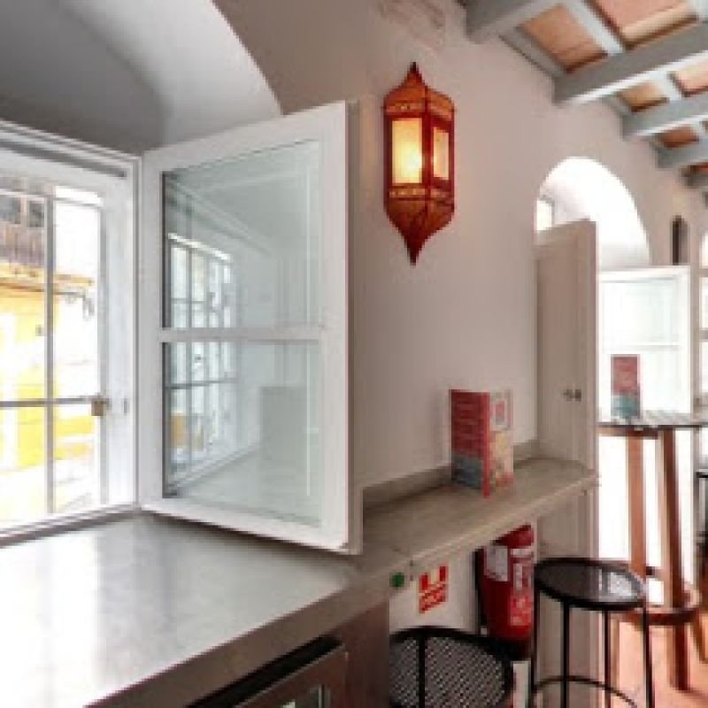 El Lola – Bar de Tapas y Flamenco