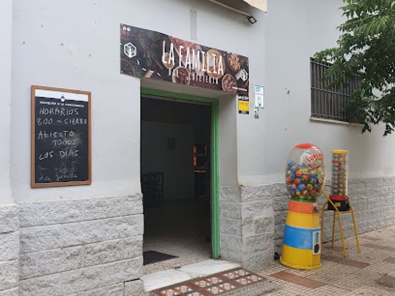 Bar cafeteria la familia