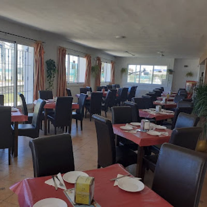 Cafe restaurante villa blanca