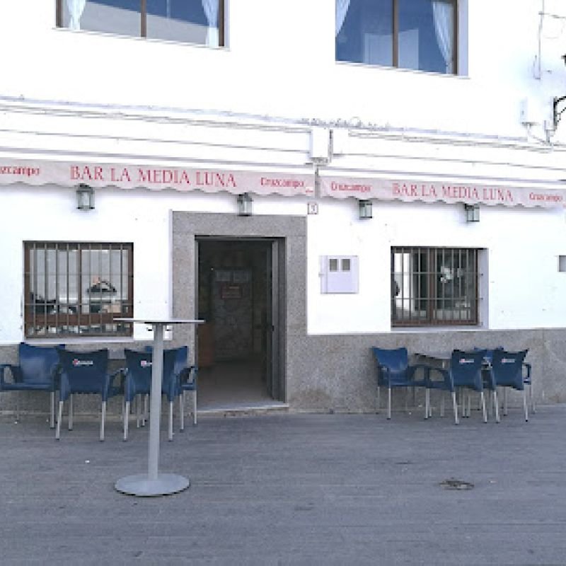 Bar Media Luna