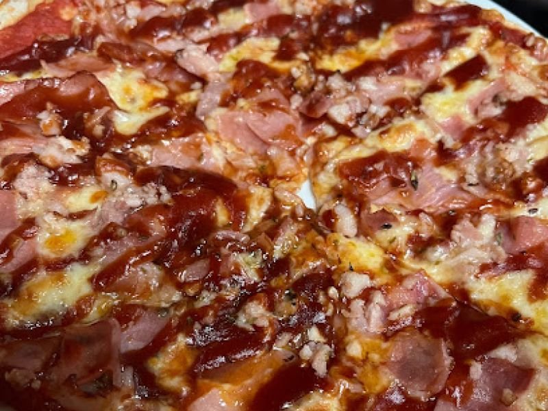 PIZZERIA YERBABUENA