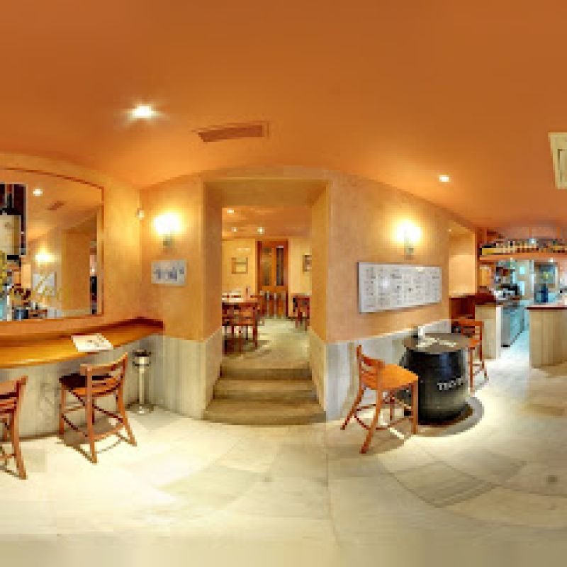 Restaurante * La Cruz Blanca