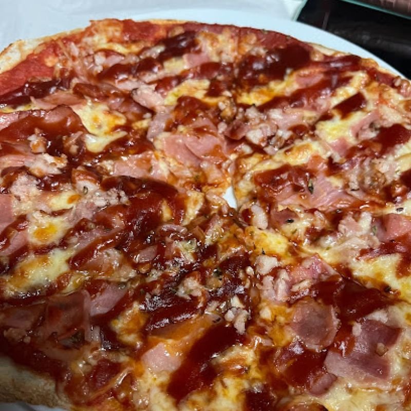 PIZZERIA YERBABUENA