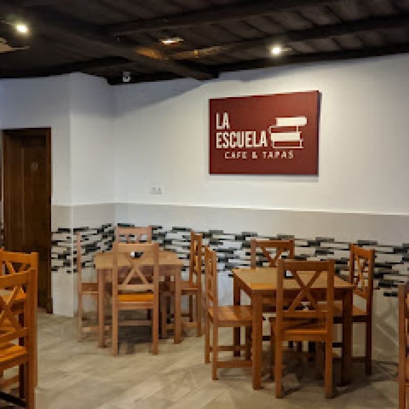 La Escuela