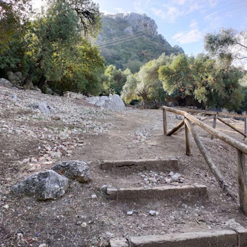 Area recreativa Los Canitos Parking y Rutas