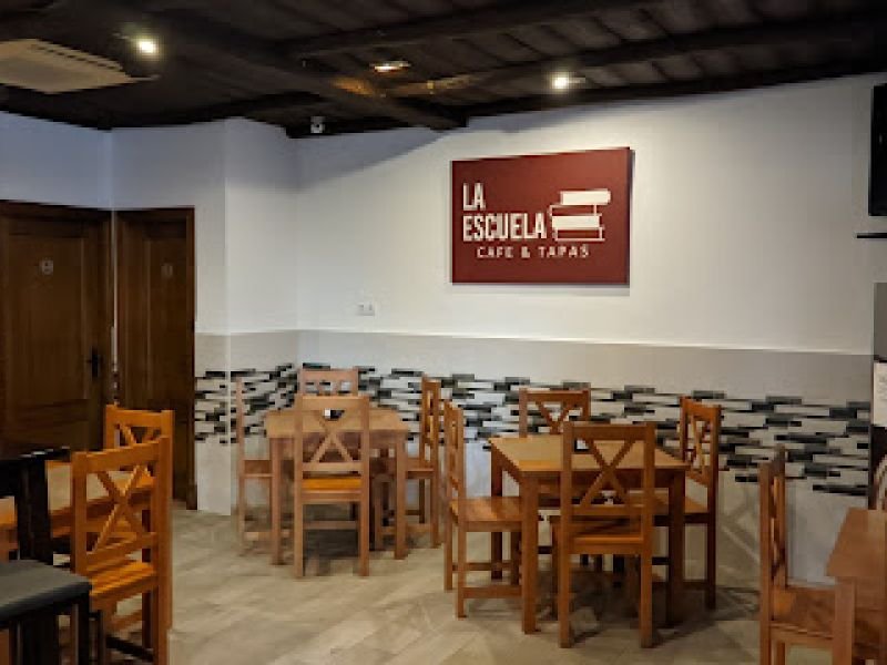 La Escuela