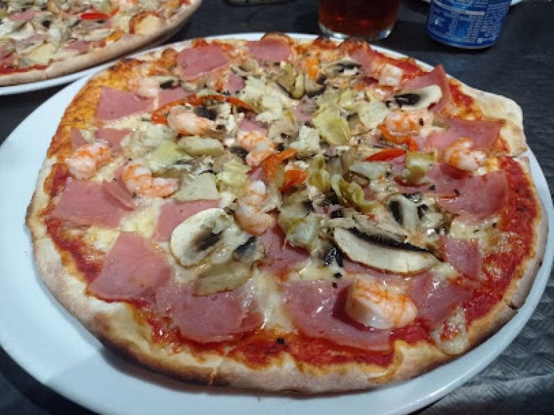 Pizzeria Los Arcos